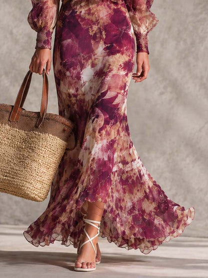 Robe longue rose en mousseline à fleurs, épaules dénudées
