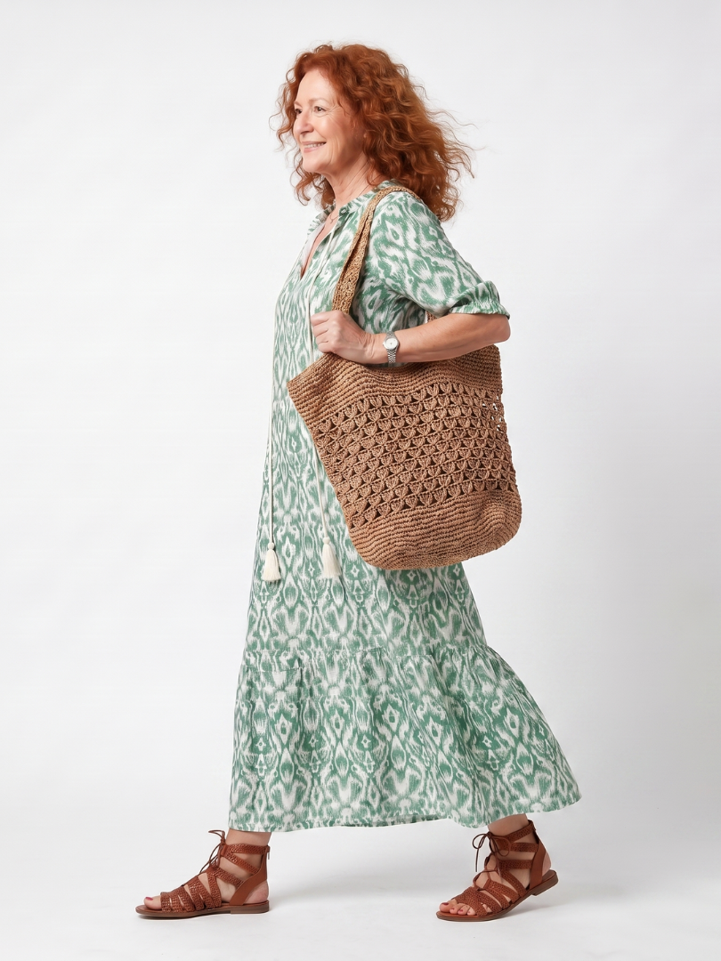 Ilara | Robe midi à col V et pompons