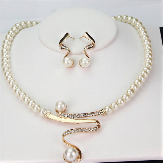 Parure élégante à perles