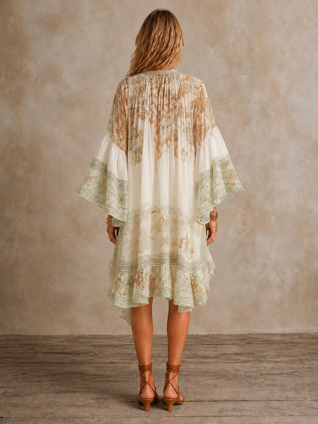 Isabella | Robe courte à ourlet volanté