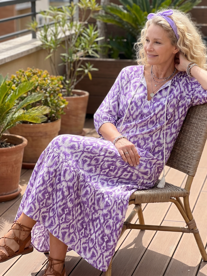 Penelope | Robe midi imprimée à liens et pompons
