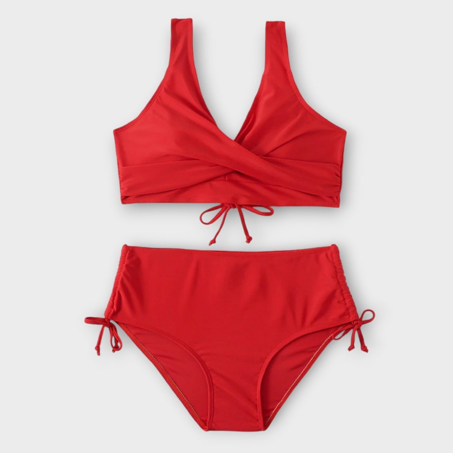 Irena | Bikini deux pièces élégant qui met la silhouette en valeur