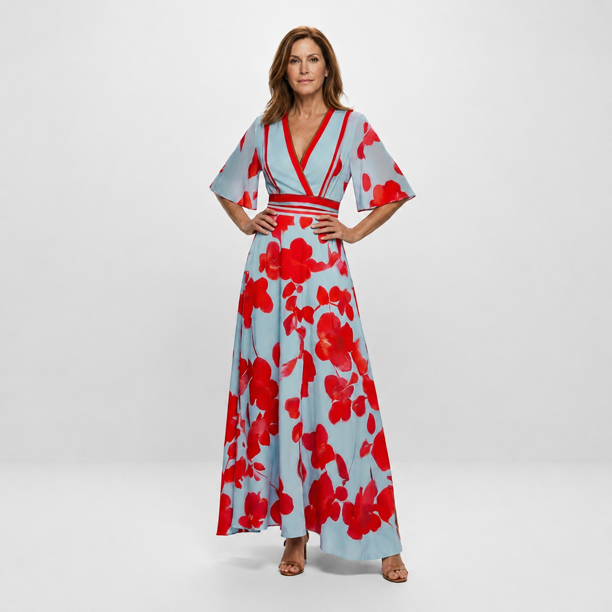 Corinne | Robe à fleurs à col en V et manches courtes