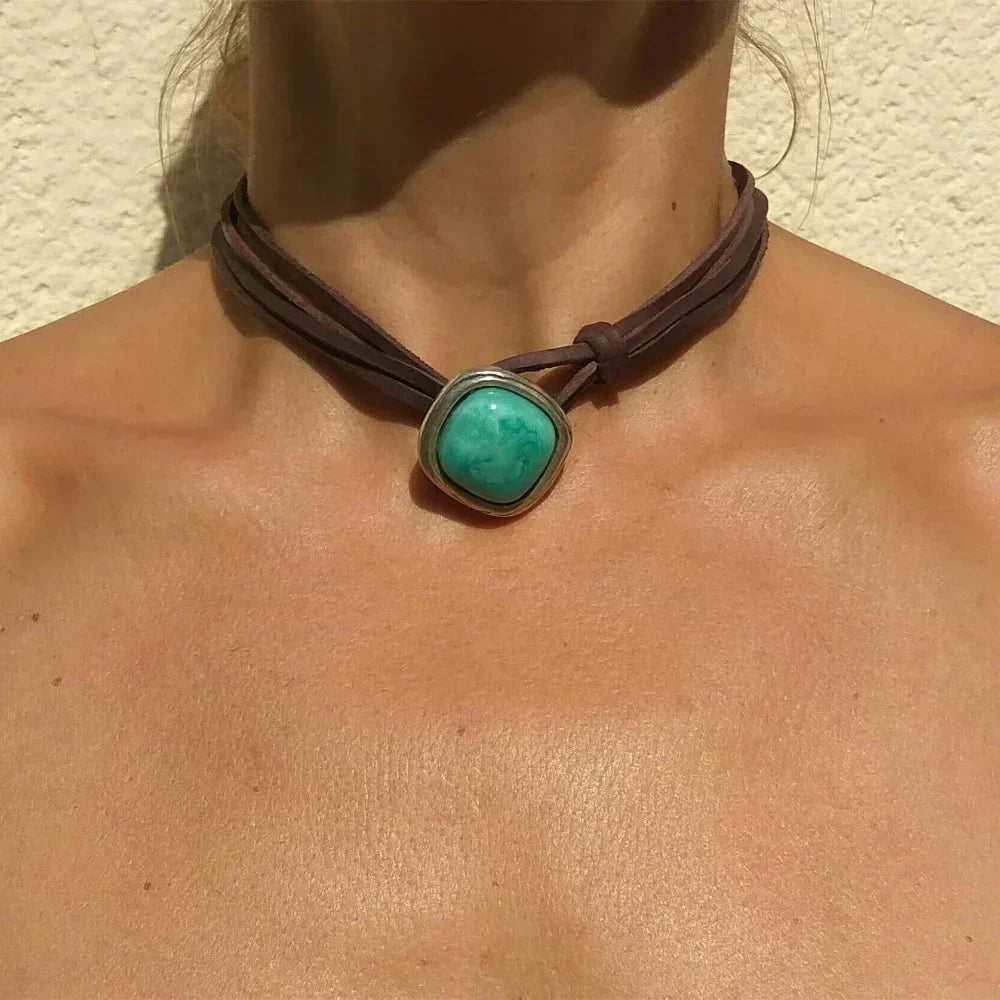 Agnese™ – Ras-de-cou en cuir à turquoise
