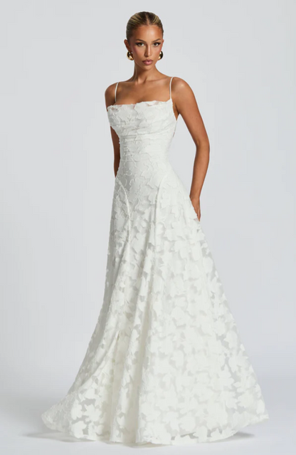 SOFIA | Robe longue élégante en dentelle