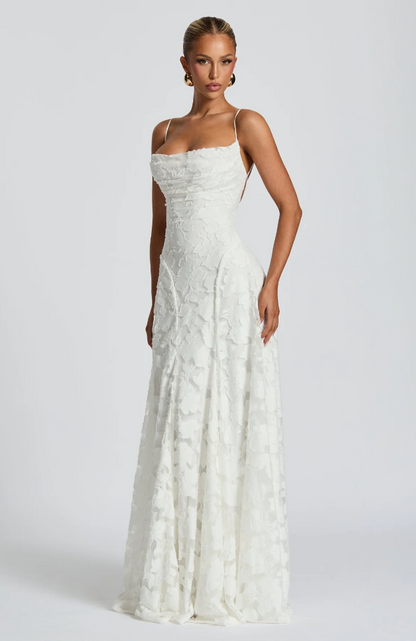 SOFIA | Robe longue élégante en dentelle