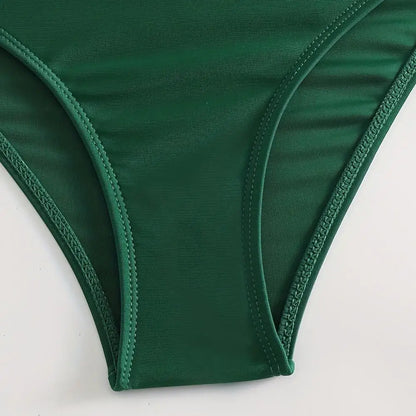 Sarena | Votre bikini sculptant le ventre avec un élégant décolleté en V