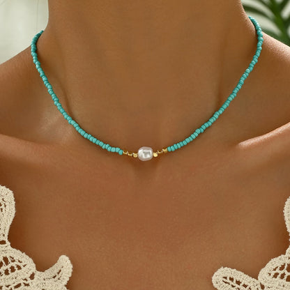 Collier minimaliste turquoise et perles