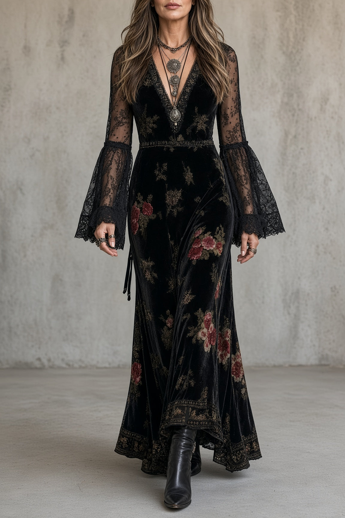 Natalie | Robe longue en velours à manches en dentelle