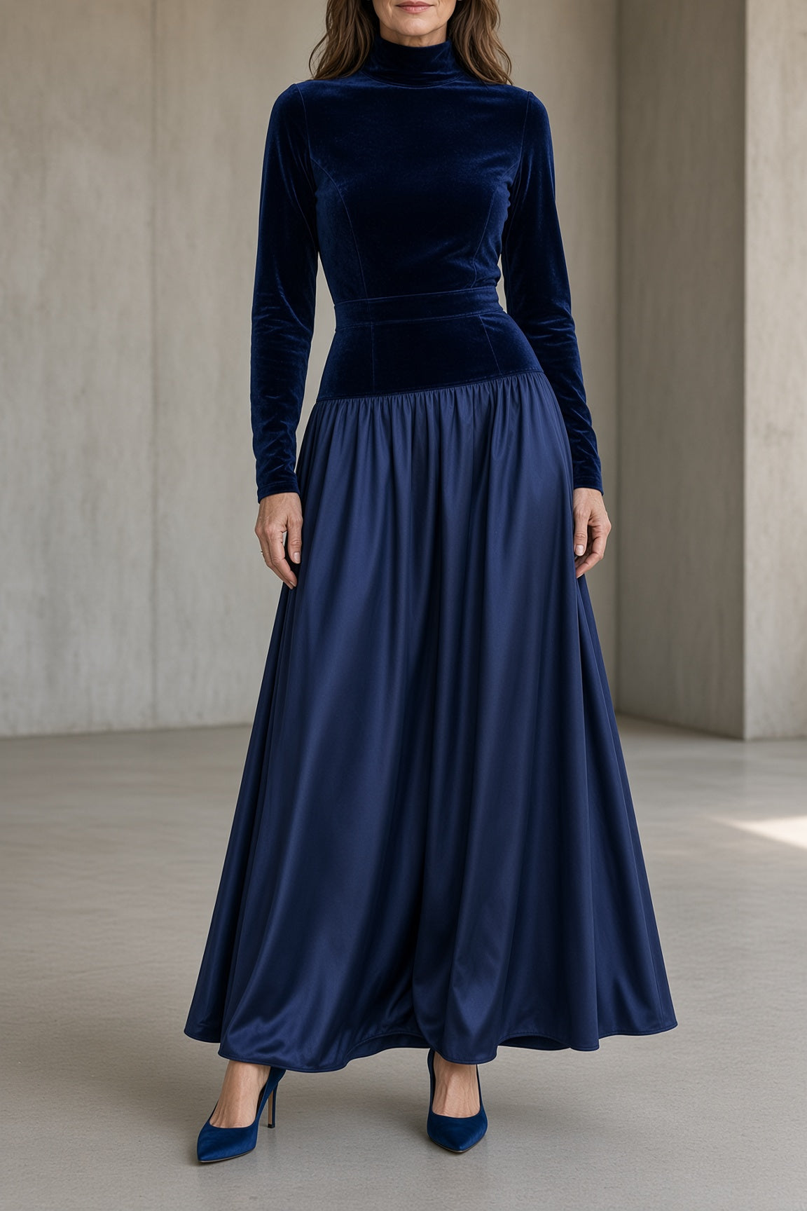 Vivien | Robe longue en velours à col montant