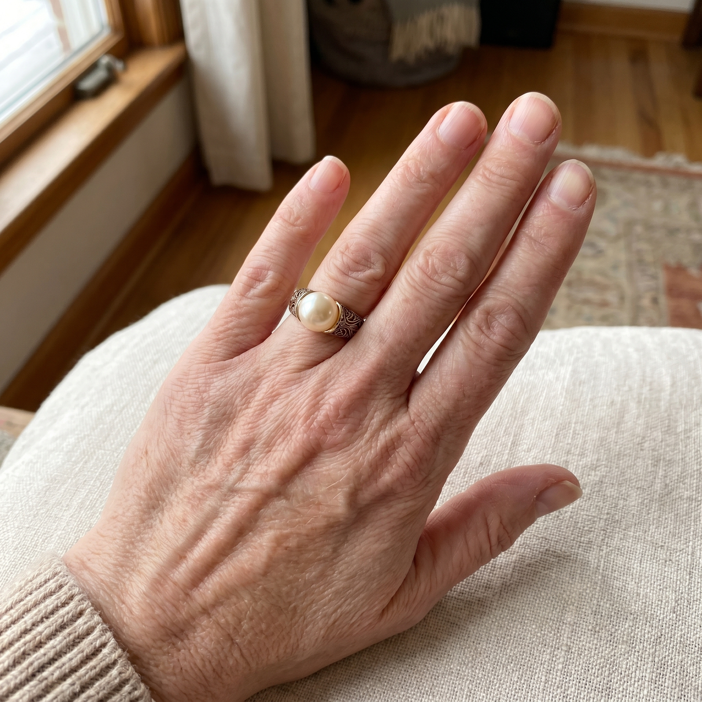 Bague vintage à perle dorée