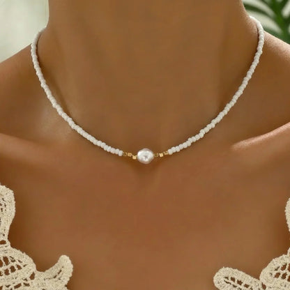 Collier minimaliste turquoise et perles